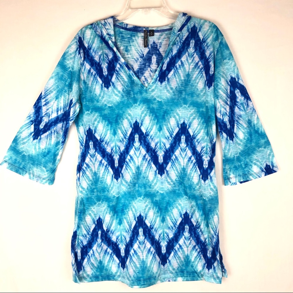 Pacific Beach hooded swimsuit cover up w/ pockets